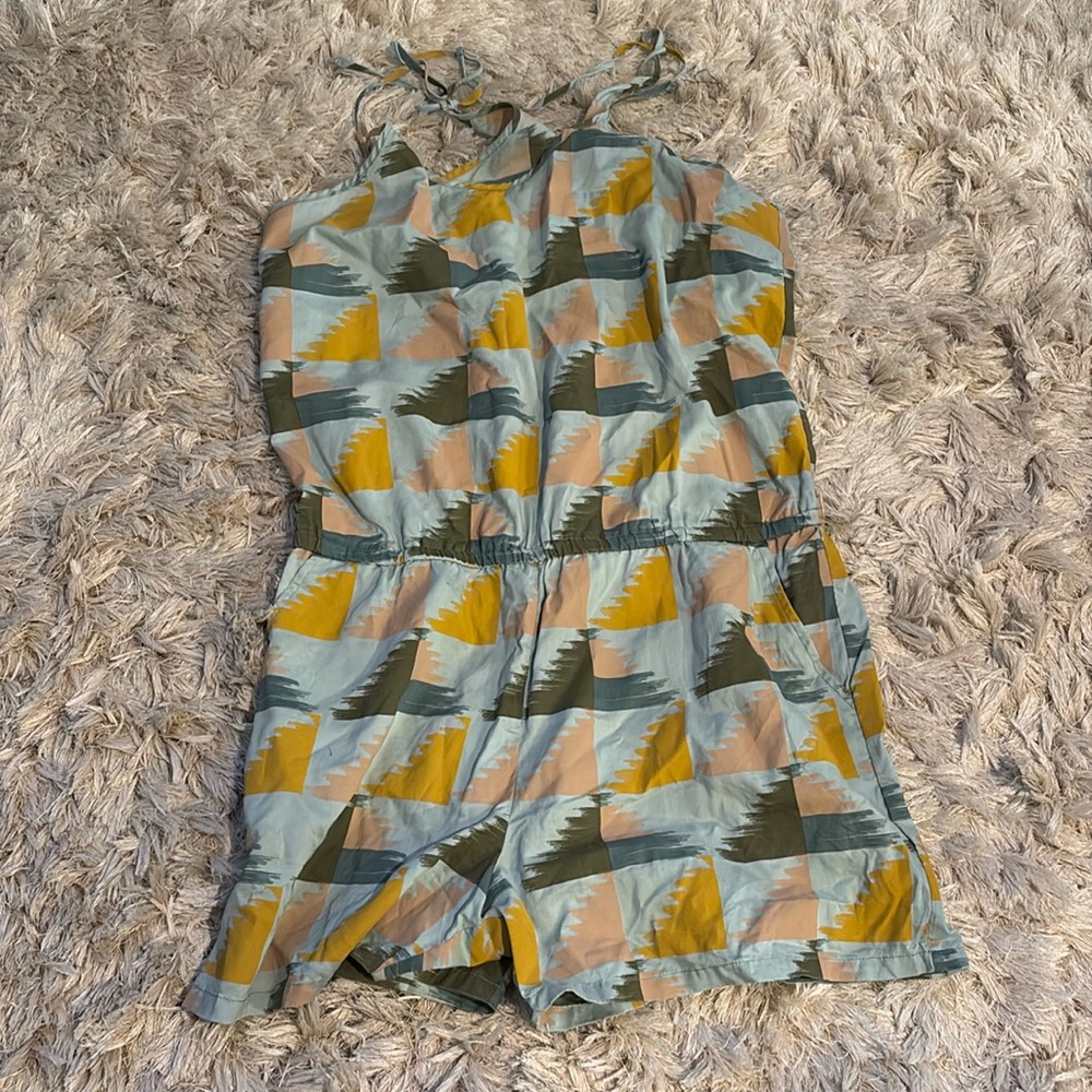 Prana short jumpsuit with tie neck, EUC